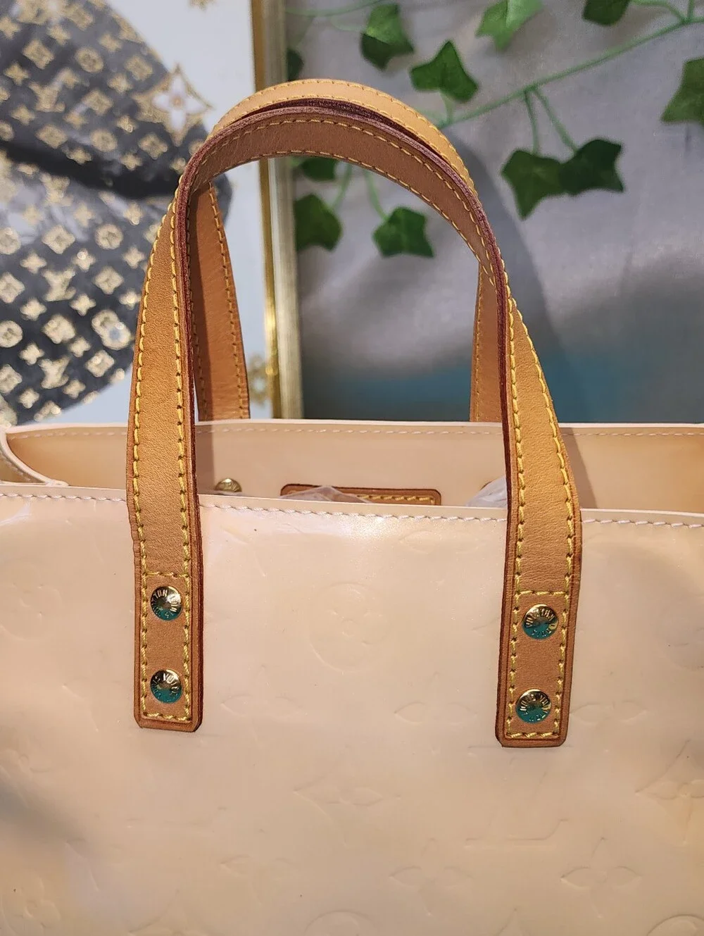 Authentic Louis Vuitton Vernis Reade PM Yellow W/ Dust Bag And Proof Of Purchase